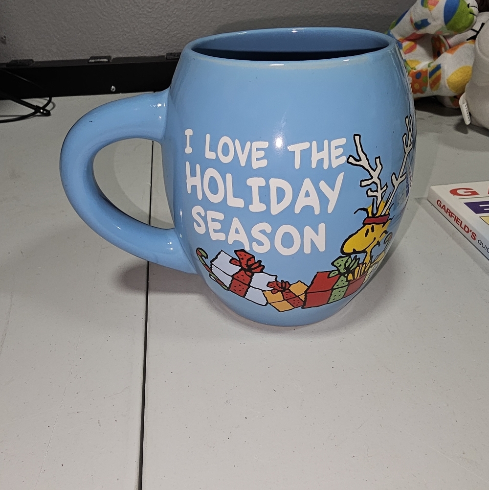 PEANUTS Worldwide 'I love the Holiday Season' Snoopy Woodstock Coffee Mug
